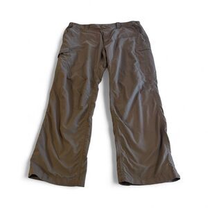 Columbia Omni Shade Pants Lightweight Men’s Size 42x34 (41x32.5) Hiking Casual